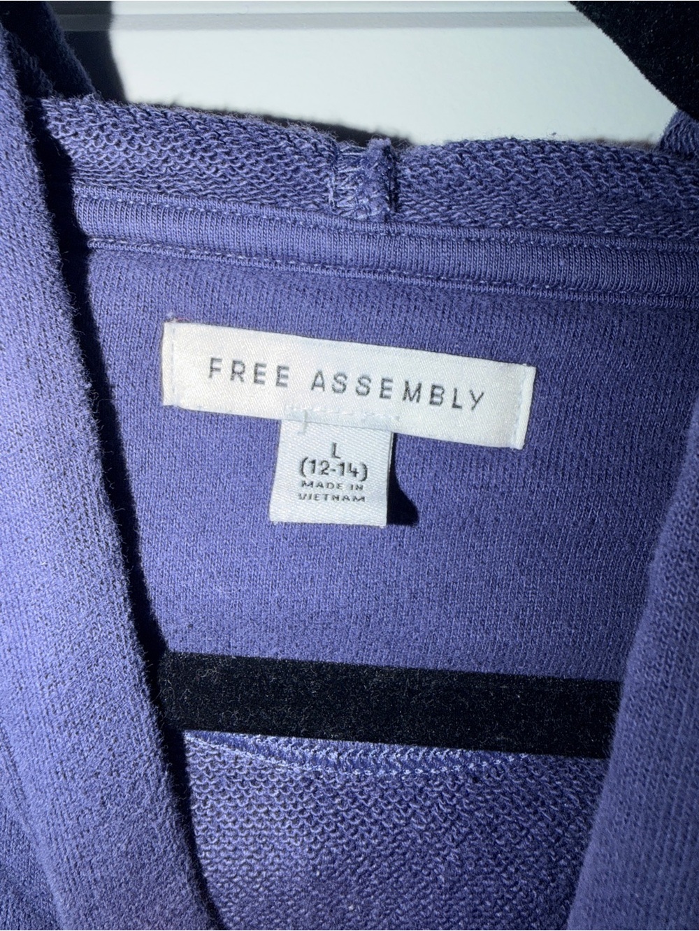 Free Assembly Women's Navy Daisy Embroidered Hoodie and Sweatpants 2pc Set - Picture 11 of 15
